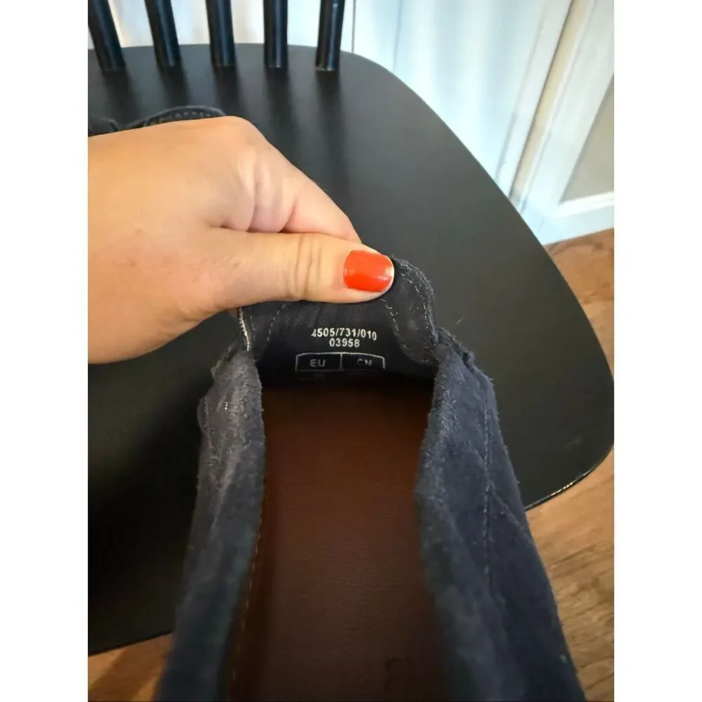 Zara navy blue suede loafers size 32/1 kids